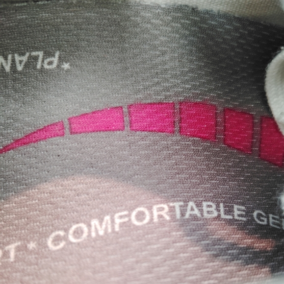 Keen Black Canvas Sneakers Sz 7 - Picture 9 of 11